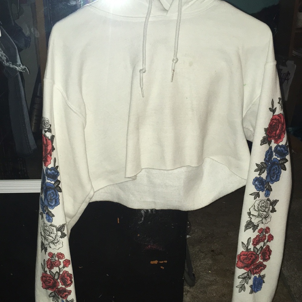 Crop top sweater